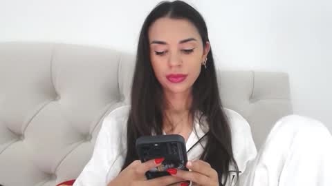 Snapshot of mika_gold7 chatting on 09-21-25, 11:34 Mika online show from 09-21-25, 11:34