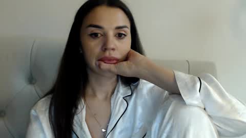 Snapshot of mika_gold7 chatting on 10-01-25, 10:05 Mika online show from 10-01-25, 10:05