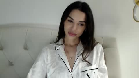 Mika online show from 03-08-26, 07:39