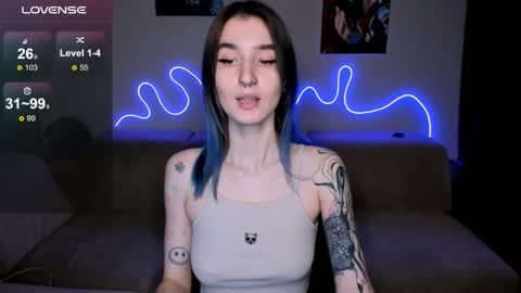 Mika online show from 03-13-26, 05:19