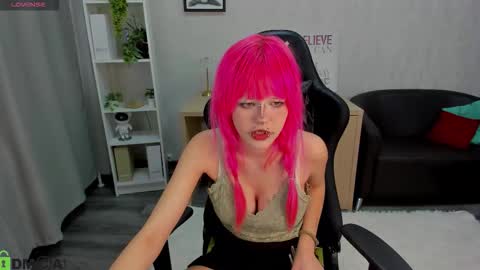 Snapshot of mika_vatashi chatting on 03-03-26, 07:58 Mika online show from 03-03-26, 07:58