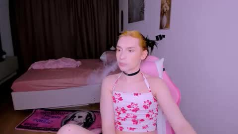mikaella_nicole online show from 06-07-26, 08:01