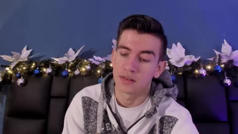 mikael online show from 11-28-25, 04:04