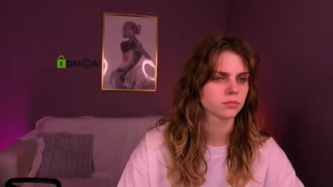 Mika online show from 03-22-26, 08:12