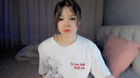 Snapshot of mikasssu chatting on 12-12-24, 11:18 mikasssu online show from 12-12-24, 11:18