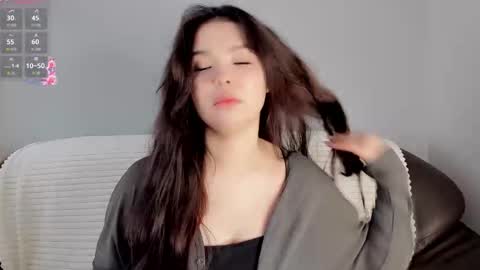 Snapshot of mikasssu chatting on 10-22-25, 11:10 mikasssu online show from 10-22-25, 11:10