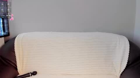 Snapshot of mikasssu chatting on 11-03-25, 09:32 mikasssu online show from 11-03-25, 09:32