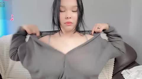 Snapshot of mikasssu chatting on 11-13-25, 10:58 mikasssu online show from 11-13-25, 10:58