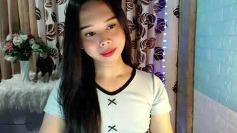 Snapshot of mikaygoddessxx chatting on 03-20-26, 11:20 Mikay online show from 03-20-26, 11:20