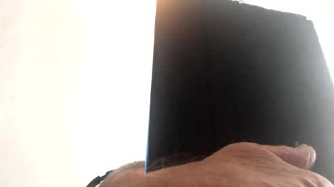 Snapshot of mike26051 chatting on 11-13-25, 11:31 mike26051 online show from 11-13-25, 11:31