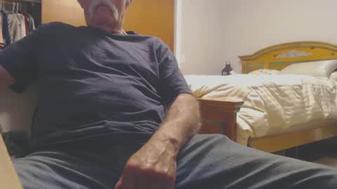 Snapshot of mike694fun chatting on 02-27-25, 03:14 mike694fun online show from 02-27-25, 03:14