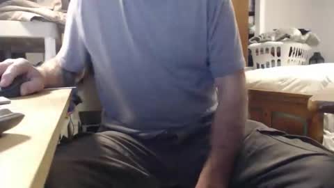 Snapshot of mike694fun chatting on 02-28-26, 05:47 mike694fun online show from 02-28-26, 05:47