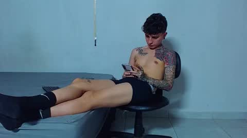 Mike IMDEPENDIENT MODEL online show from 12-19-25, 03:52