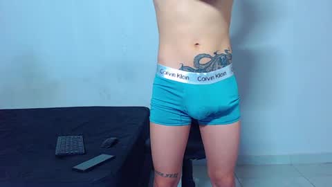 Mike IMDEPENDIENT MODEL online show from 05-26-26, 01:51