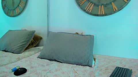 Snapshot of mike_0233 chatting on 02-05-25, 07:07 Mike 0233 online show from 02-05-25, 07:07