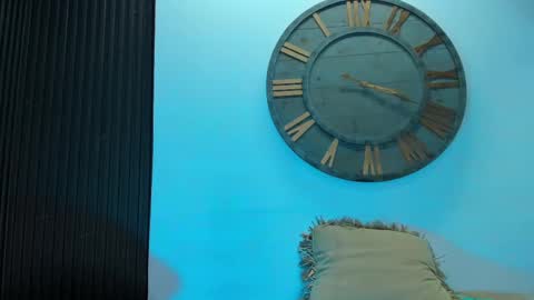 Snapshot of mike_0233 chatting on 02-15-25, 07:38 Mike 0233 online show from 02-15-25, 07:38