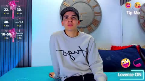 Snapshot of mike_0233 chatting on 02-28-25, 04:10 Mike 0233 online show from 02-28-25, 04:10