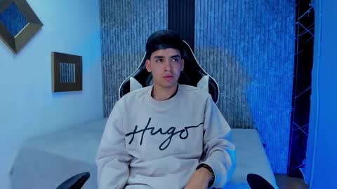 Snapshot of mike_0233 chatting on 12-03-25, 03:58 Mike 0233 online show from 12-03-25, 03:58