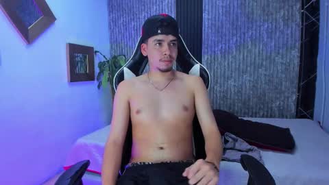 Mike 0233 online show from 01-17-26, 04:39