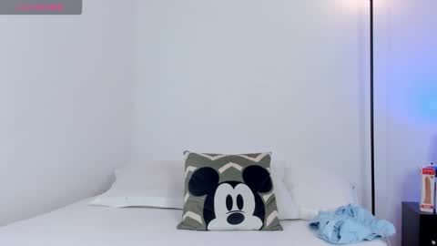 Mike Tylor online show from 10-21-25, 01:56