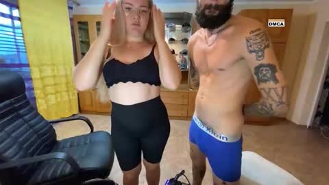 Snapshot of mike_and_anna_ chatting on 09-18-25, 09:55 Mike and anna online show from 09-18-25, 09:55