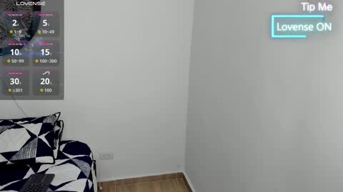 Snapshot of mike_belle chatting on 02-20-26, 01:57 Mike Belle online show from 02-20-26, 01:57