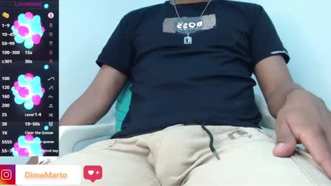 Snapshot of mike_black_22 chatting on 05-12-26, 02:47 Mike online show from 05-12-26, 02:47