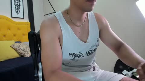 Mike online show from 04-10-26, 03:23