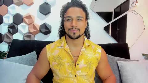   online show from 03-08-25, 12:20