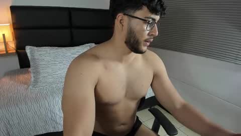  MIKE FOXXX online show from 01-08-26, 01:02