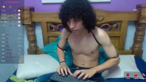 Snapshot of mike_miiller_ chatting on 10-23-25, 06:39 I AM KURTT online show from 10-23-25, 06:39