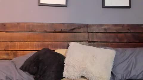 Snapshot of mike_montoya chatting on 01-08-26, 02:47 Mike Montoya online show from 01-08-26, 02:47