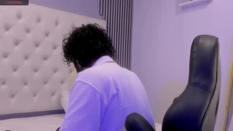 Snapshot of mike_parkerr chatting on 11-20-25, 04:01 Mike Parker online show from 11-20-25, 04:01