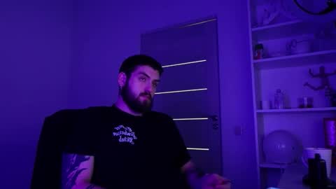 Snapshot of mike_platano chatting on 11-28-25, 10:45 MIKE PLATANO online show from 11-28-25, 10:45