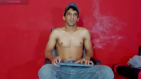 Snapshot of mike_shelby21 chatting on 06-11-26, 03:37 mike_shelby21 online show from 06-11-26, 03:37