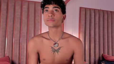 Snapshot of mike_thomsonn chatting on 02-22-26, 04:49 Mike Thomsonn online show from 02-22-26, 04:49