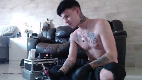 Hot Buns online show from 09-12-25, 01:55