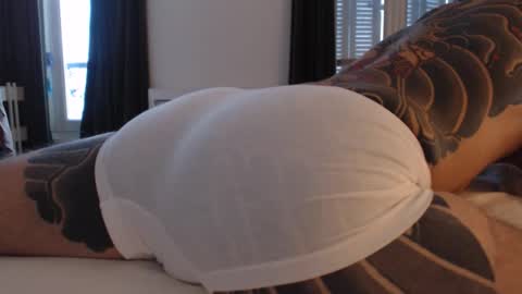 mikeappleseed online show from 11-04-25, 03:55