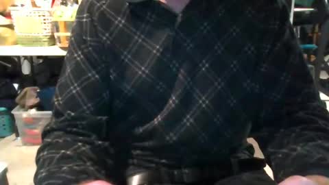 mikeb3200 online show from 12-02-24, 04:42