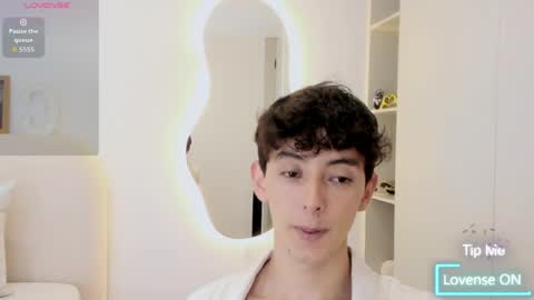 Snapshot of mikebelf4 chatting on 04-14-26, 07:20 Mikebelf4 online show from 04-14-26, 07:20