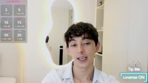 Snapshot of mikebelf4 chatting on 05-05-26, 11:24 Mikebelf4 online show from 05-05-26, 11:24