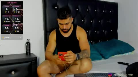 mikeblaree online show from 04-12-26, 08:36