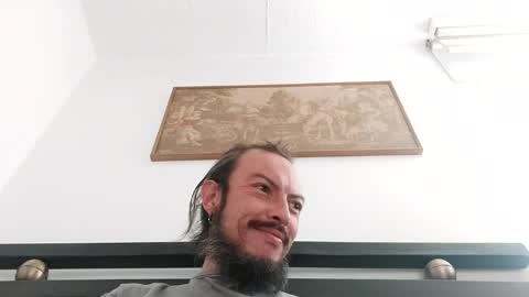 Miki online show from 12-25-24, 08:28