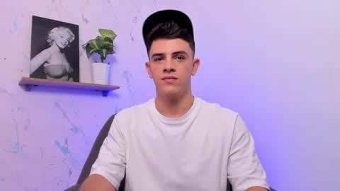 Snapshot of mikecooper_ chatting on 01-21-25, 05:05 Mike Cooper online show from 01-21-25, 05:05