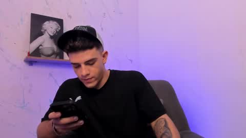 Snapshot of mikecooper_ chatting on 02-19-25, 08:22 Mike Cooper online show from 02-19-25, 08:22