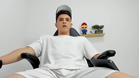 Mike Cooper online show from 01-17-26, 06:22