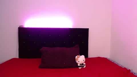 Snapshot of mikee_g chatting on 02-17-25, 11:09 ZARA BLARE online show from 02-17-25, 11:09