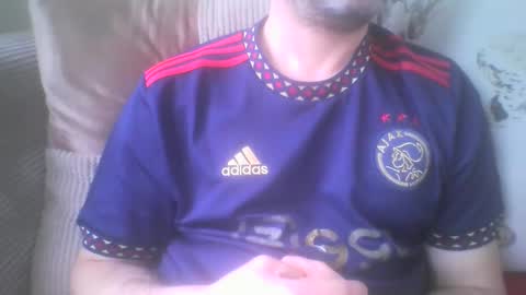 mikehockishuge9 online show from 01-05-25, 01:47