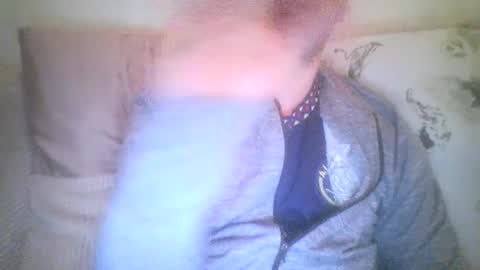 mikehockishuge9 online show from 01-05-25, 10:08