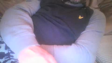 mikehockishuge9 online show from 10-04-25, 11:03